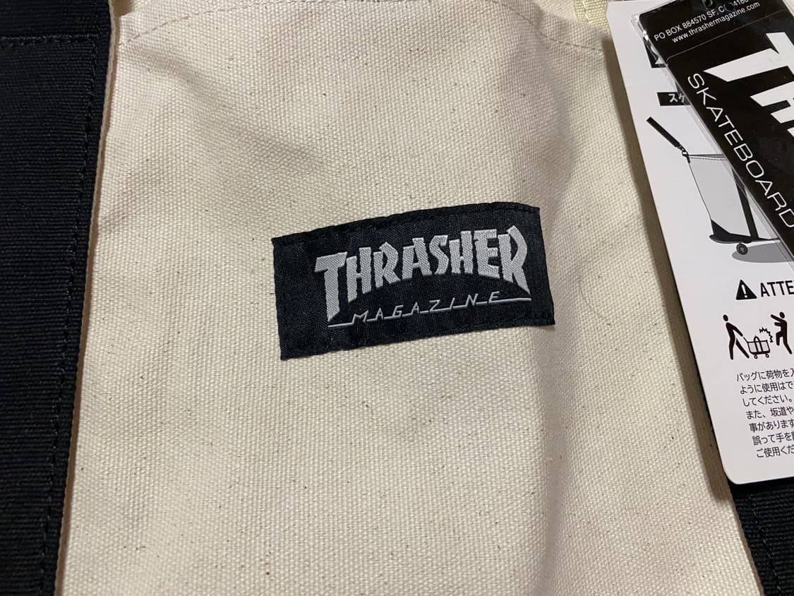 Thrasher 토드백+키링(밑에스케이트수납가능) 상품이미지2