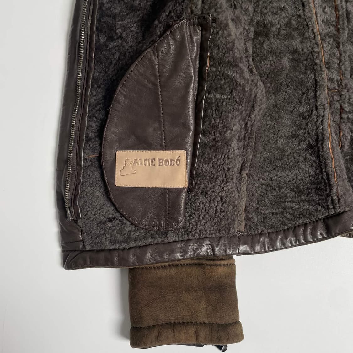 Alfie bobo 하이넥 니트 무통 자켓 (italy)  상품이미지8