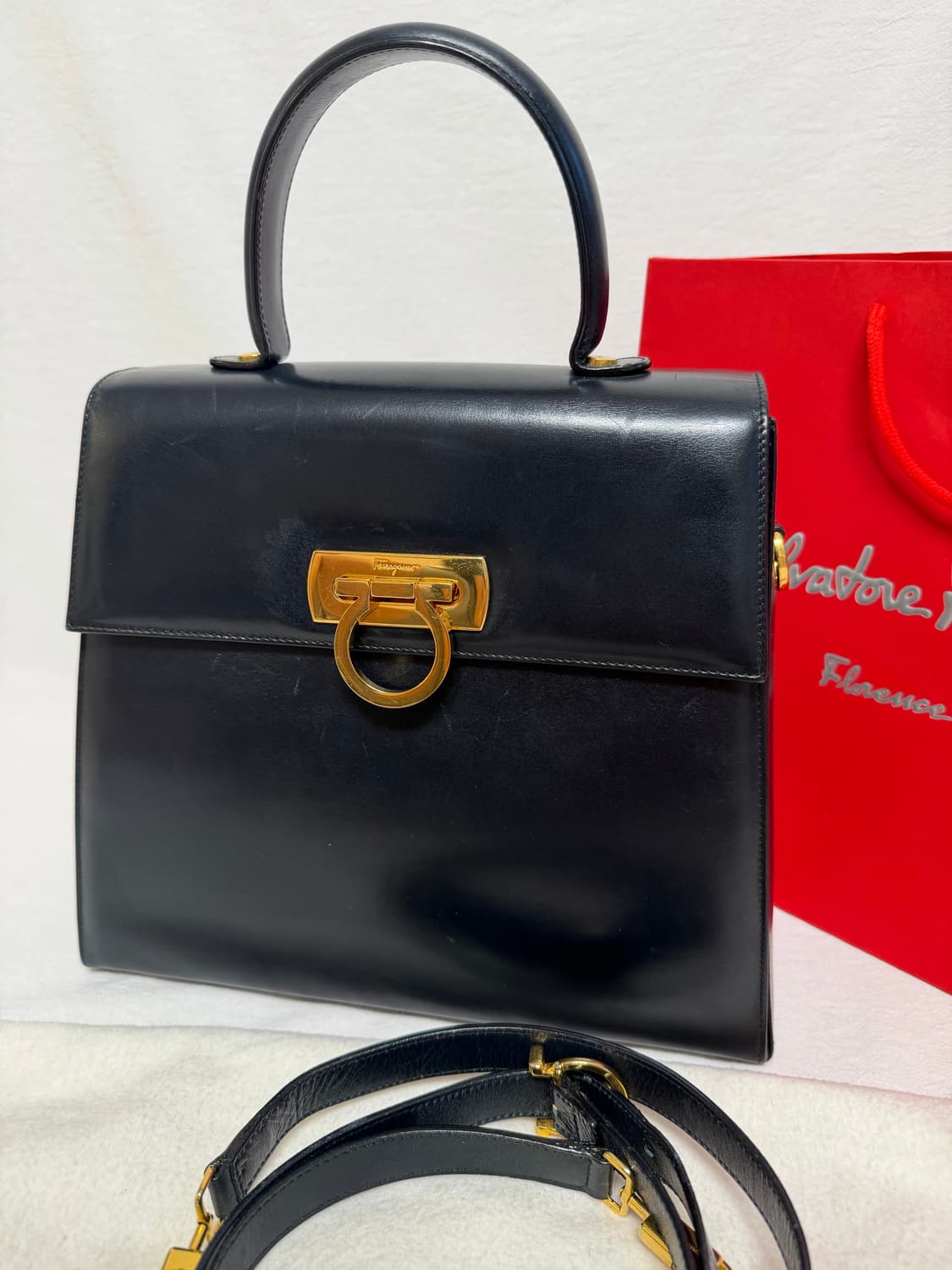 정품 페라가모 간치니 탑핸들백 블랙 차정원백 토트백 핸드백 크로스백 상품이미지3