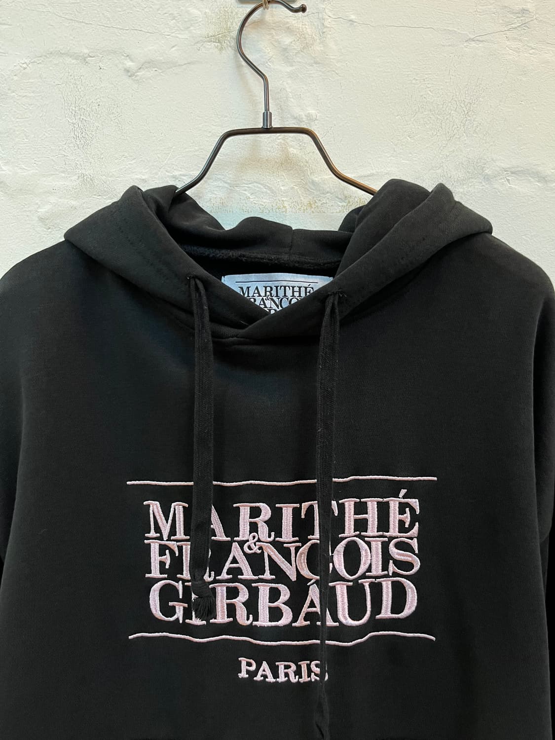 Marithe Francois Girbaud 크롭 후드티 블랙 상품이미지2
