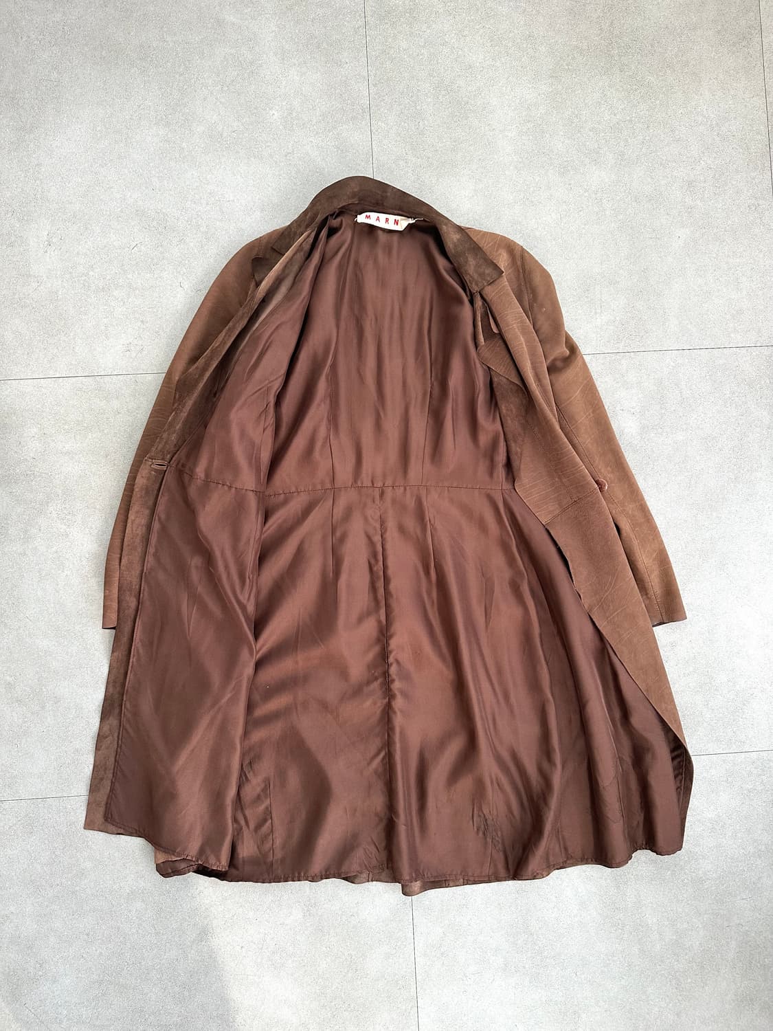 마르니 2000s 스웨이드 카프스킨 레더 롱코트 상품이미지5