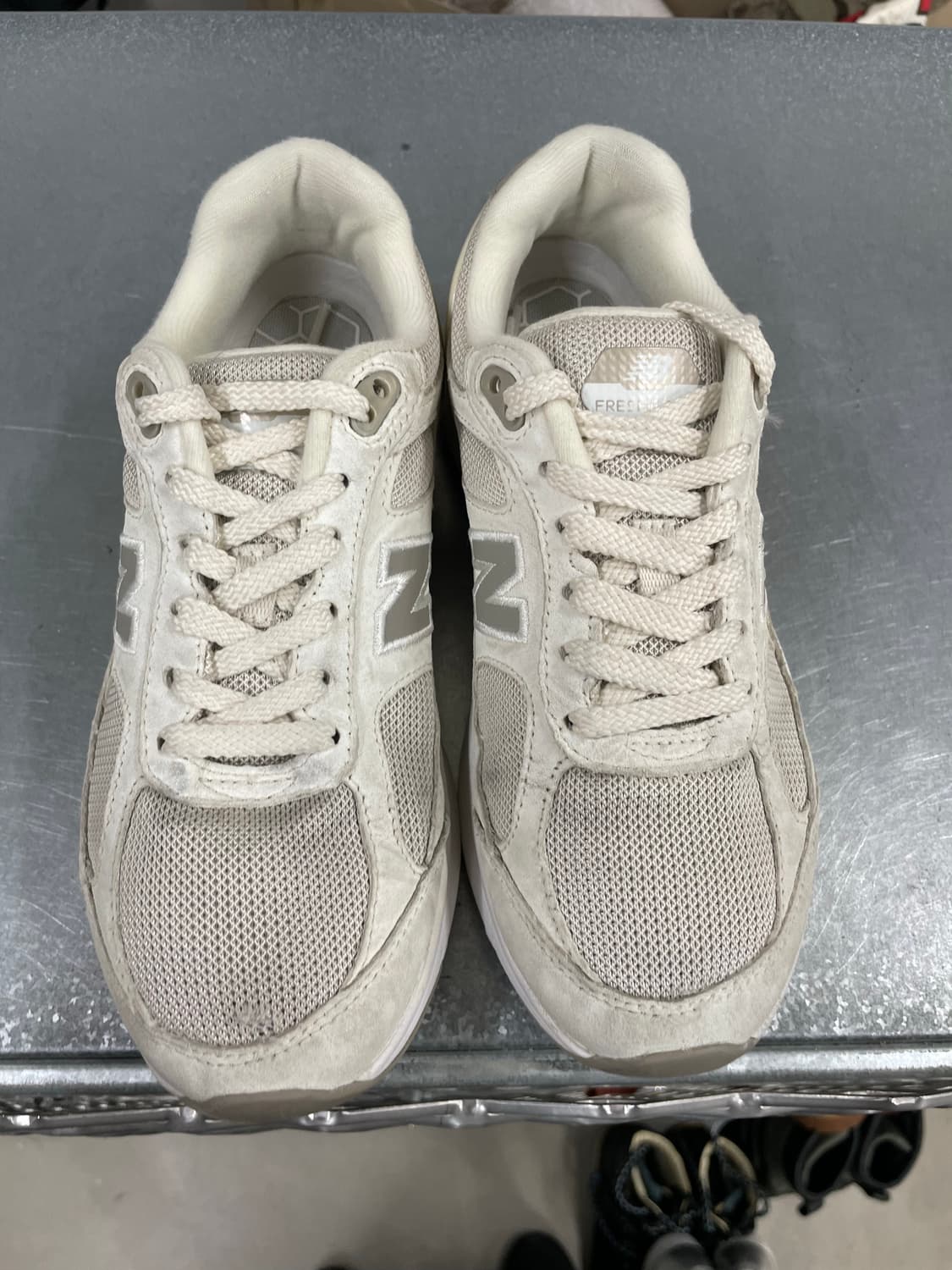 뉴발란스 프레쉬 폼 워킹 1880 V1 235 상품이미지5