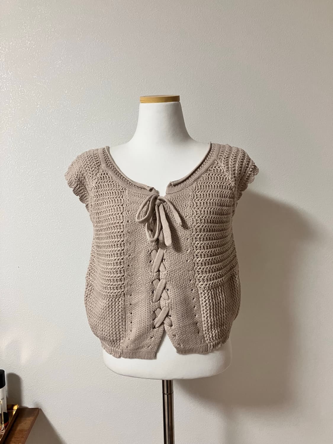 크롭 니트베스트 모리걸 하구미 레이어드룩 로걀 상품이미지1