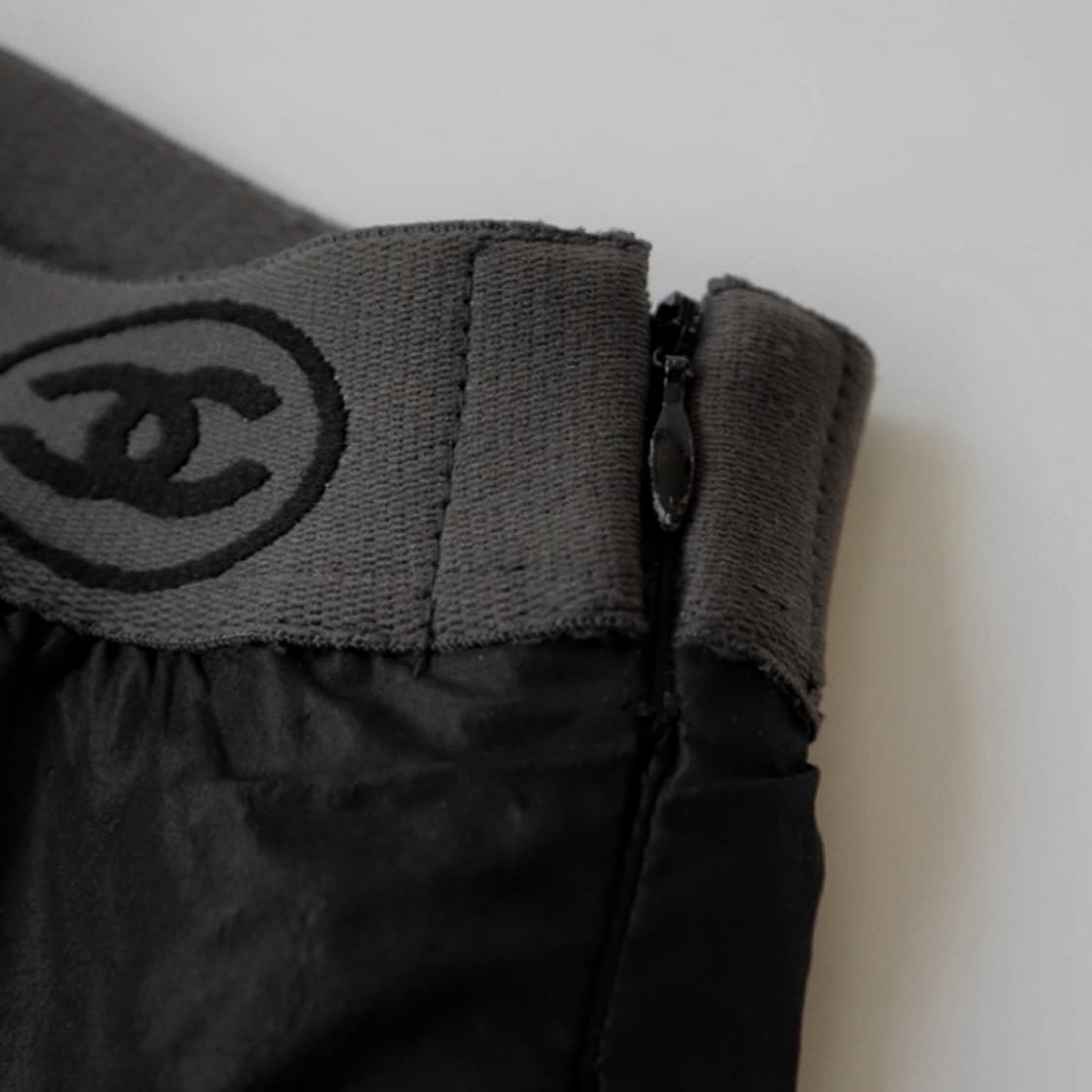 샤넬 CHANEL 로고 밴딩 스커트 상품이미지5