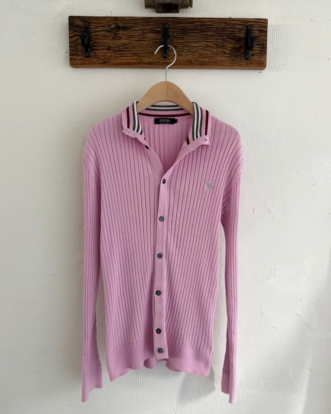 Burberry 버버리 블랙라벨 라벤더퍼플 버튼 가디건 상품이미지3