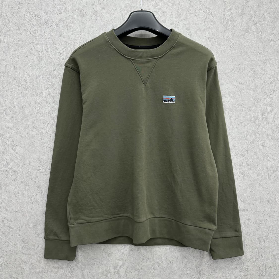 90 파타고니아 남자 레트로로고 맨투맨 상품이미지1