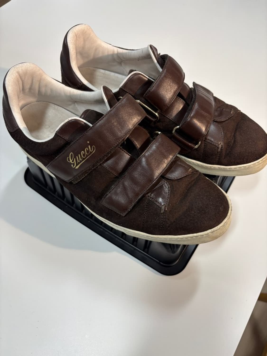 구찌 정품 벨크로 스웨이드 스니커즈 상품이미지1