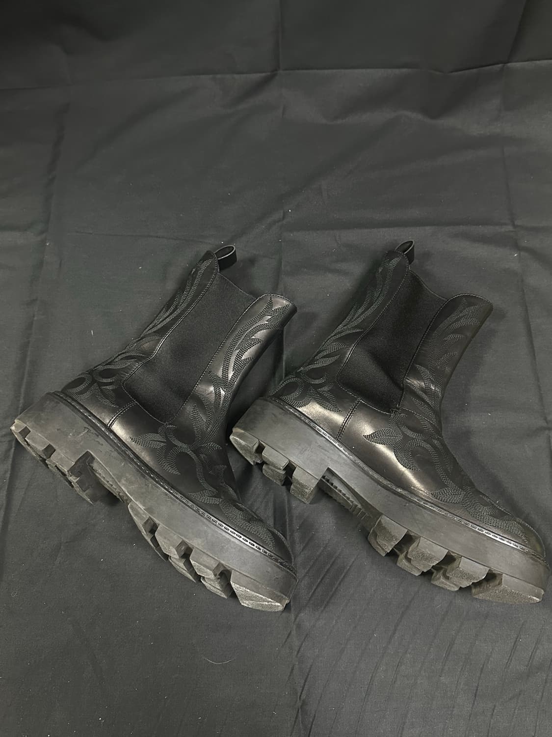 미우미우 플레임 디테일 플랫폼 부츠 235mm 상품이미지2