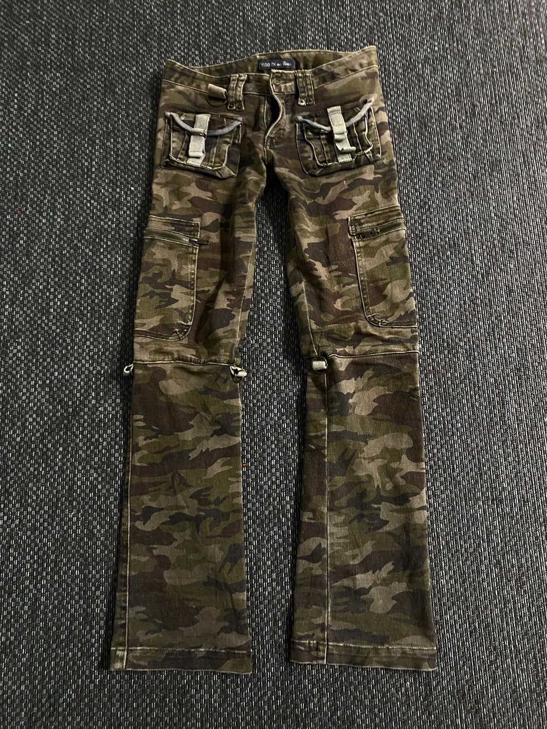 [Heaven and Earth]2000s Mood Camo Cargo  상품이미지1