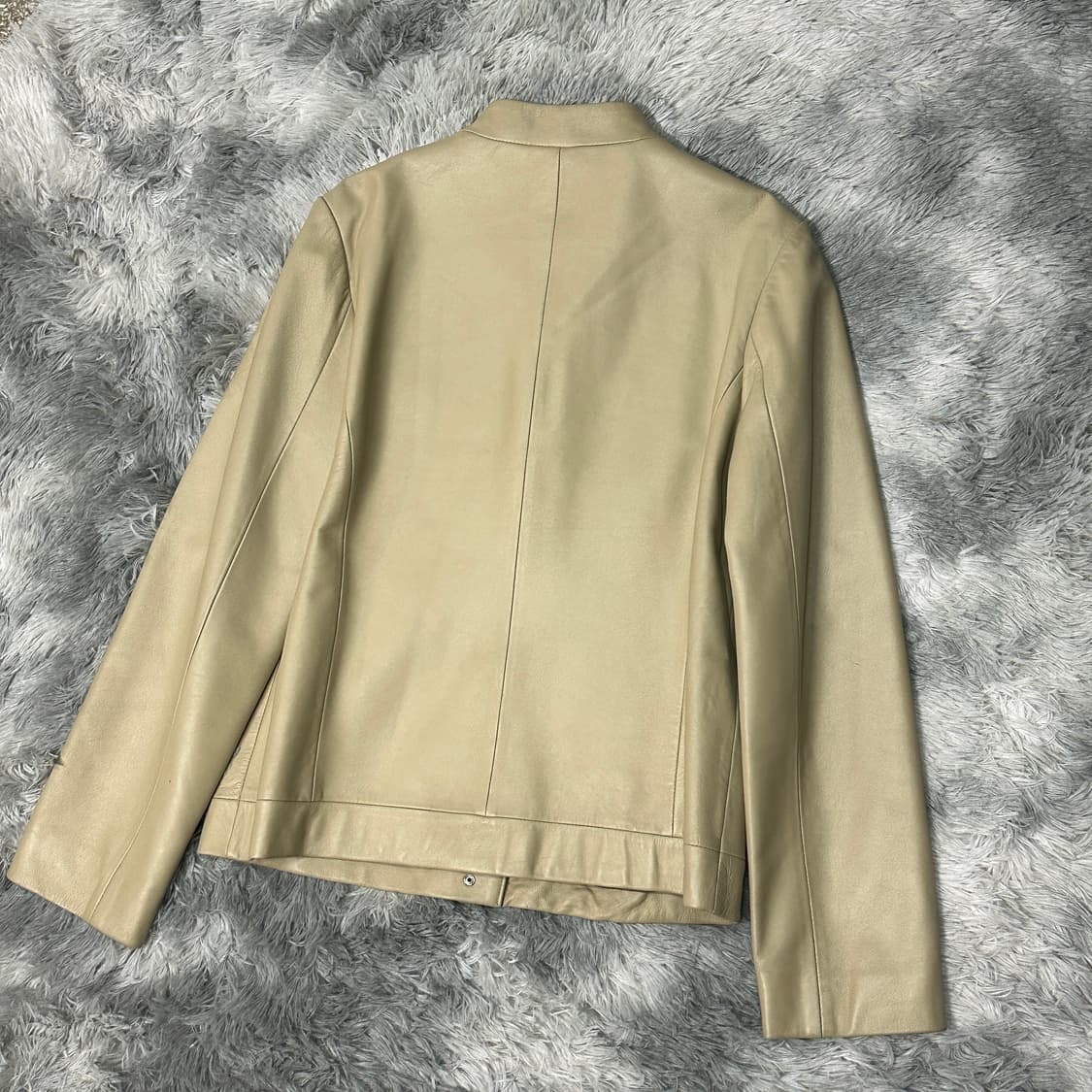 피에르가르뎅 베이지 양가죽자켓  상품이미지2