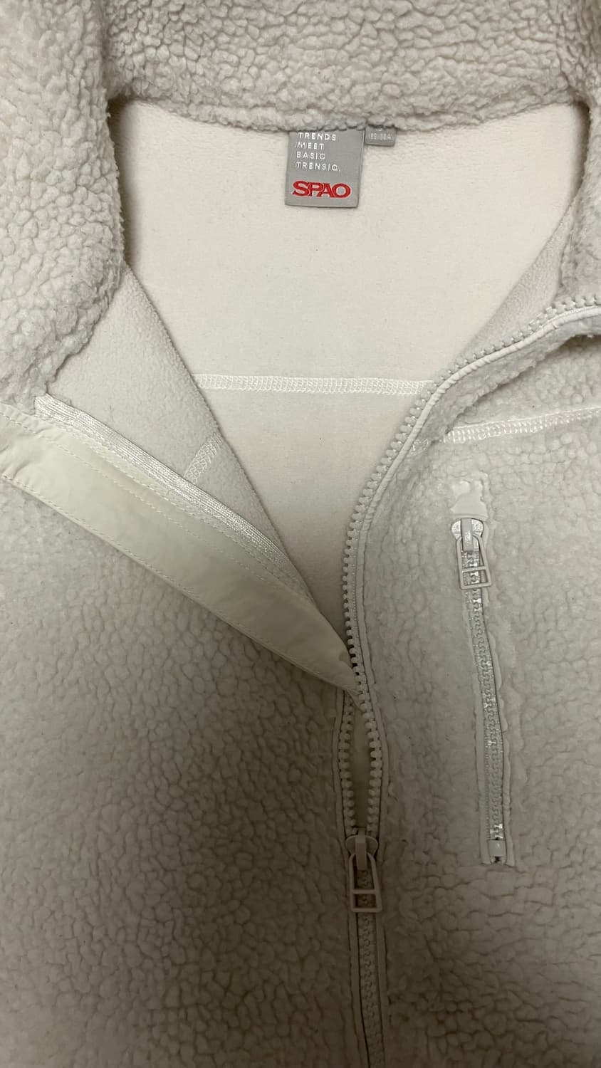 스파오 아이보리 후리스 S 상품이미지1