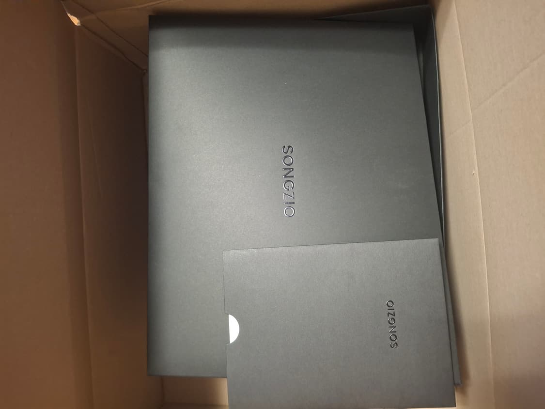 (82) 송지오 어시메트릭 플리츠 데님 블랙
SH5PT731BK 상품이미지3