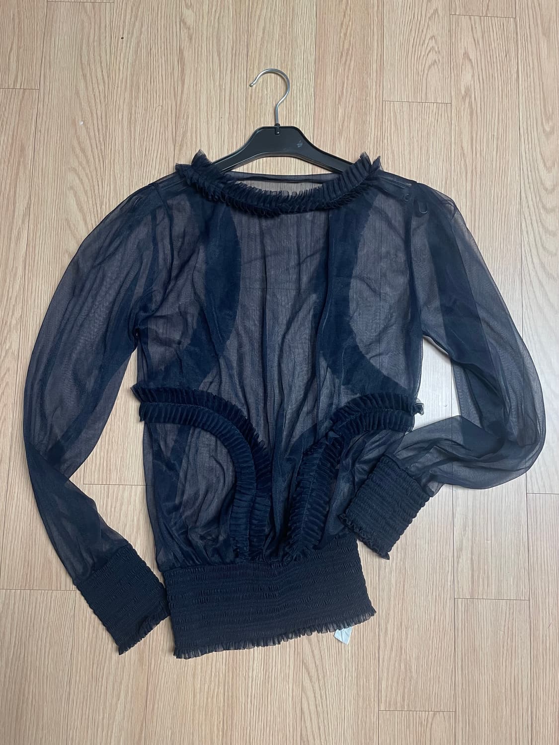 Ulika Sanctus 플리츠 메쉬탑 상품이미지1