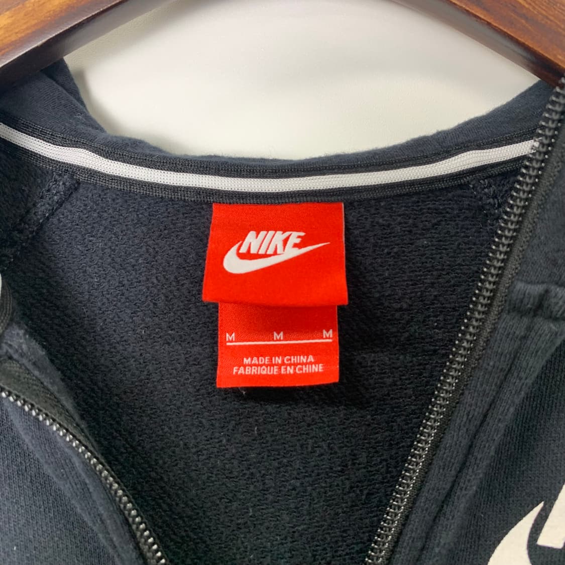 나이키 퓨추라 블랙 딱붙 후드집업  상품이미지6