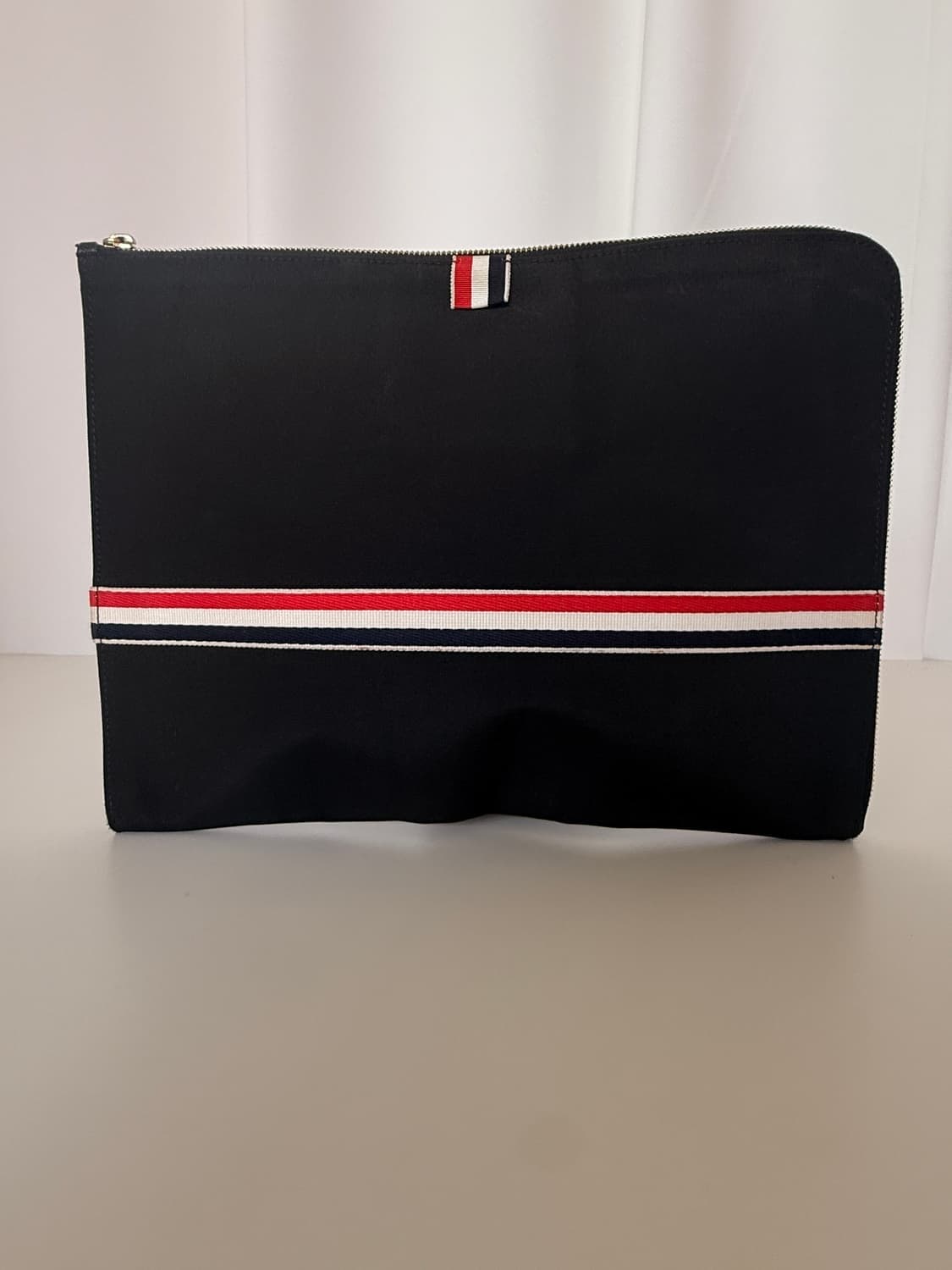 톰브라운 (Thom Browne) 클러치 라지 정품 상품이미지2