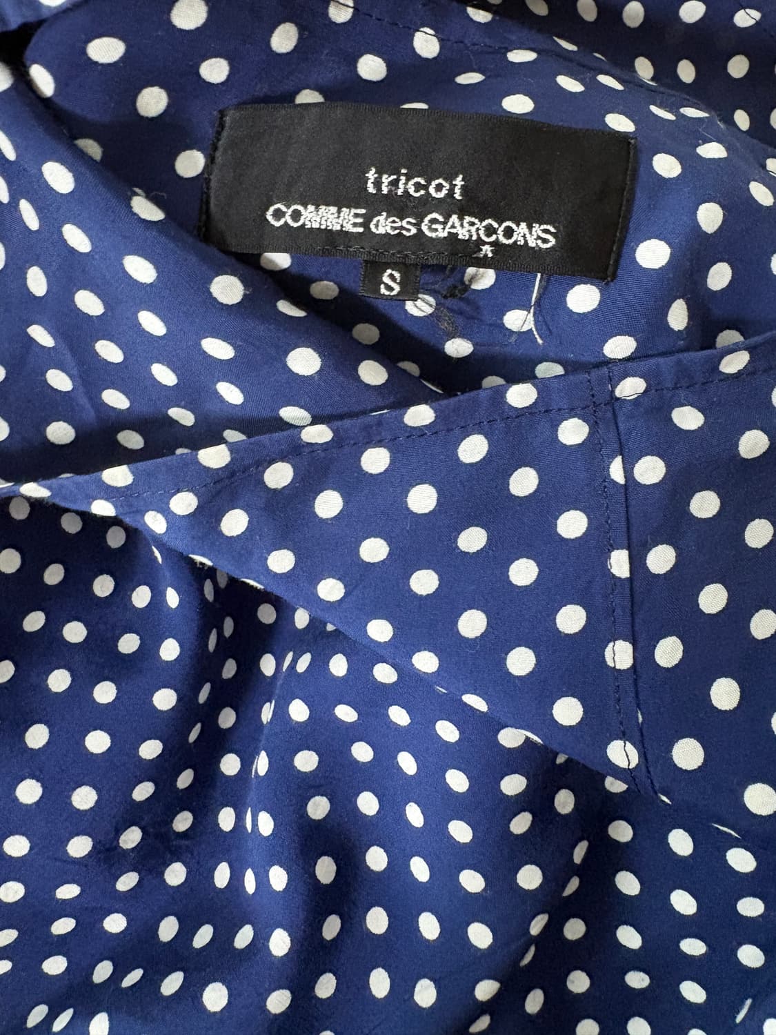 트리콧 꼼데가르송 네이비 도트 랩 스커트 상품이미지3