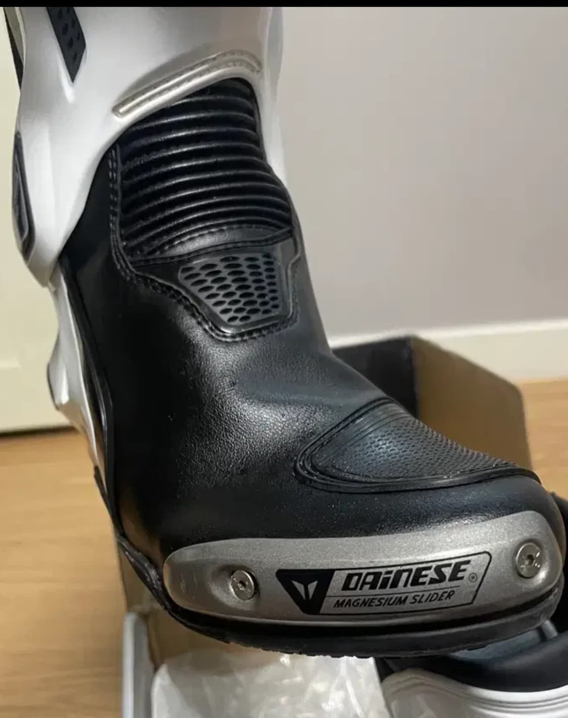 다이네즈 토크부츠 팝니다 상품이미지4