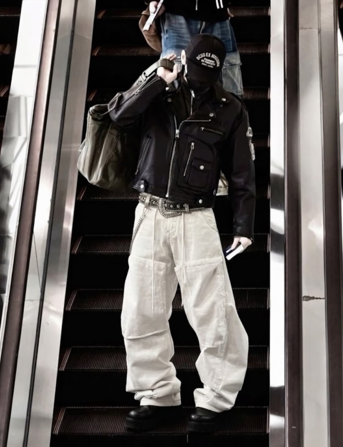 카르넷 아카이브 RUINED MASS DENIM TROUSERS 상품이미지1