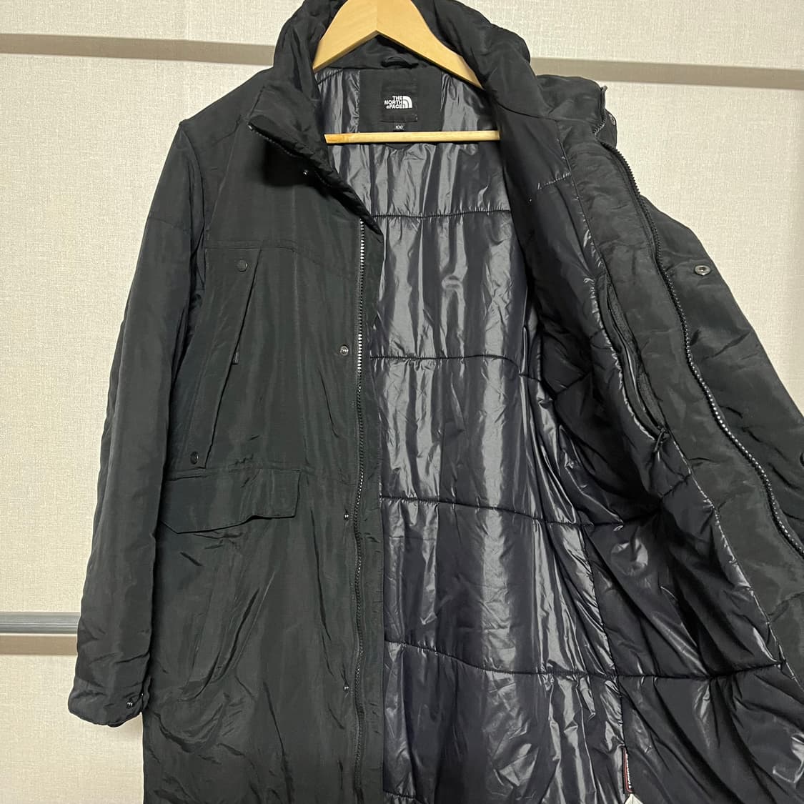 노스페이스 블랙 다운 패딩 100 상품이미지10