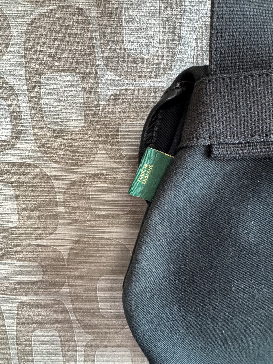 Brady bag 브래디백 헤리티지 아본 크로스 백 블랙 상품이미지4