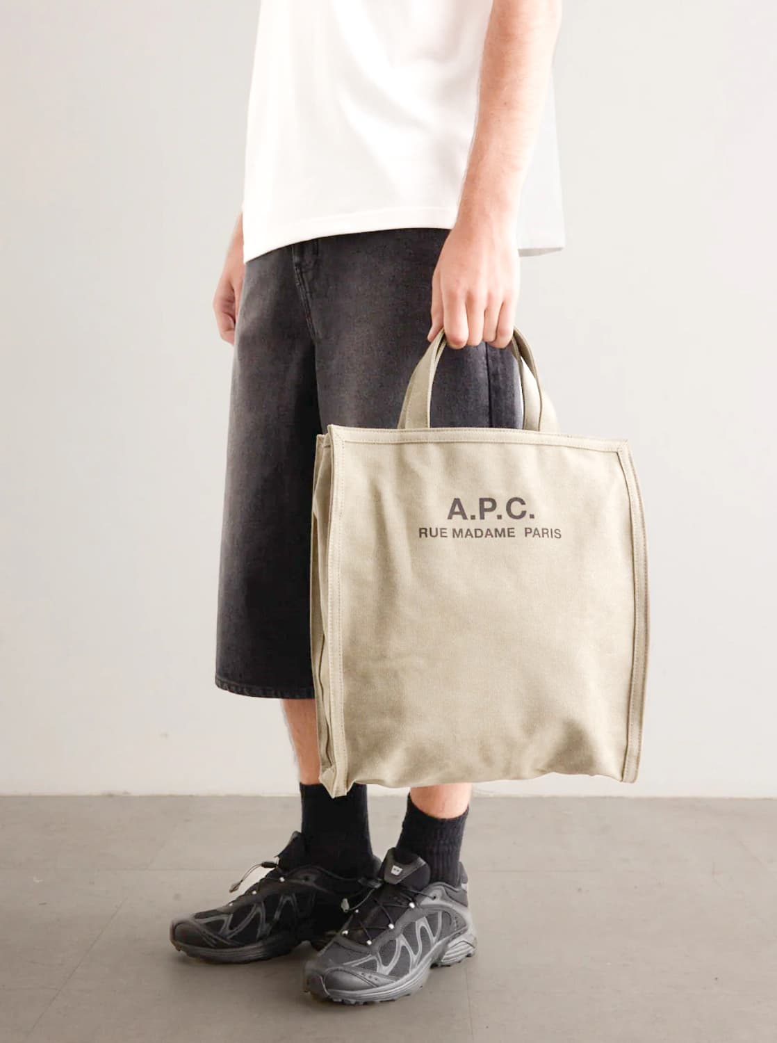 APC 아페쎄 캔버스 토트숄더백 H61318 상품이미지1