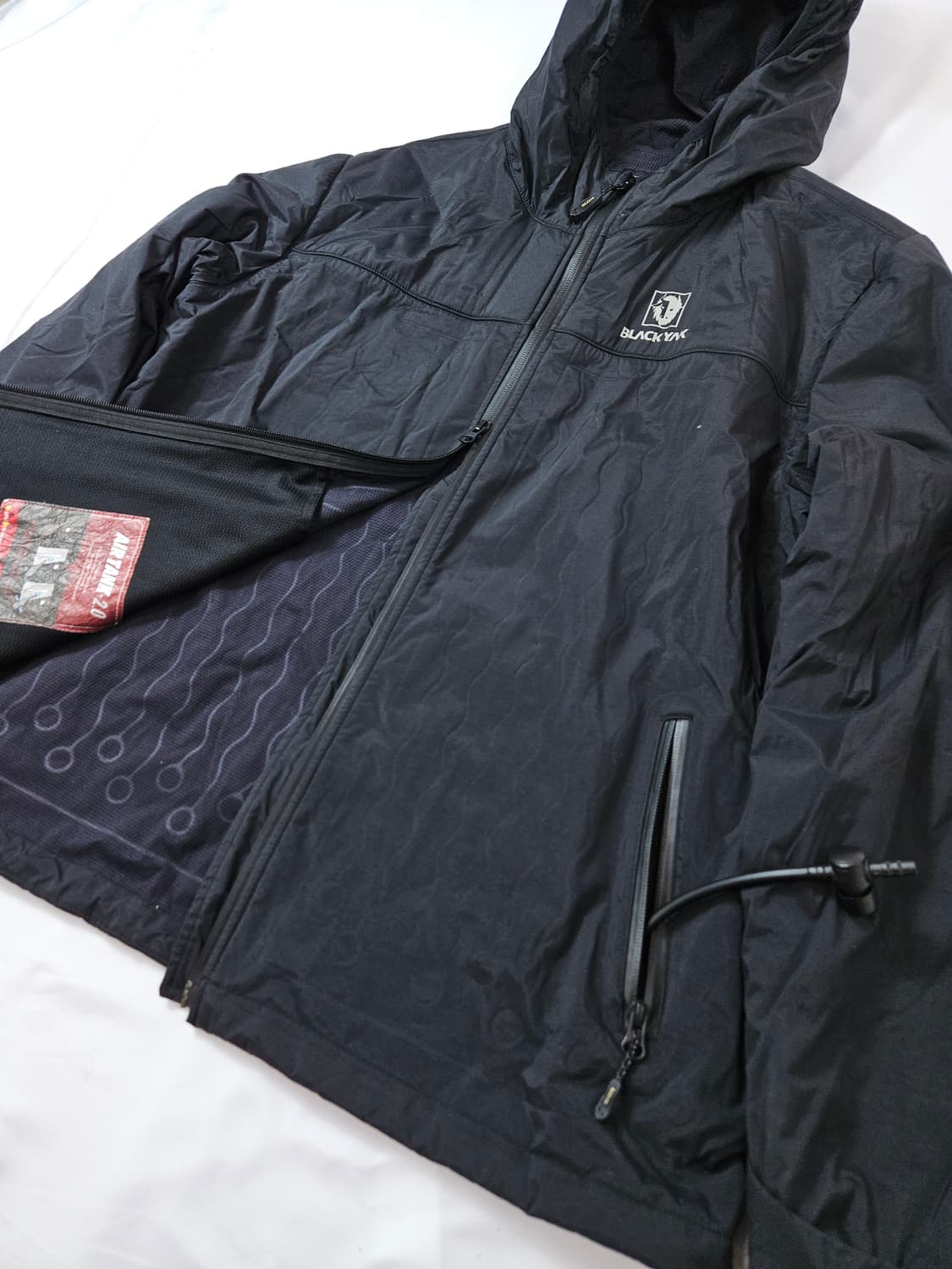 블랙야크 에어테크 에어탱크 고어텍스 바람막이 봄버자켓 100 공기패딩 상품이미지2
