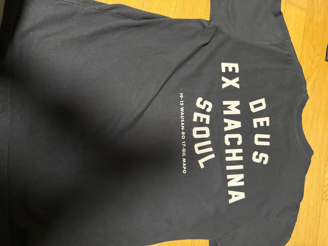 데우스 엑스 마키나 서울 상품이미지2