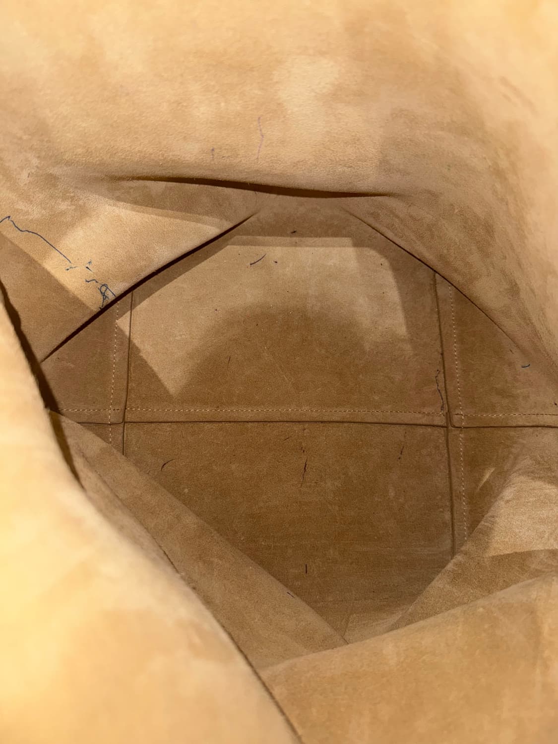 더 로우 파크백 라지 다크 올리브 컬러 상품이미지5