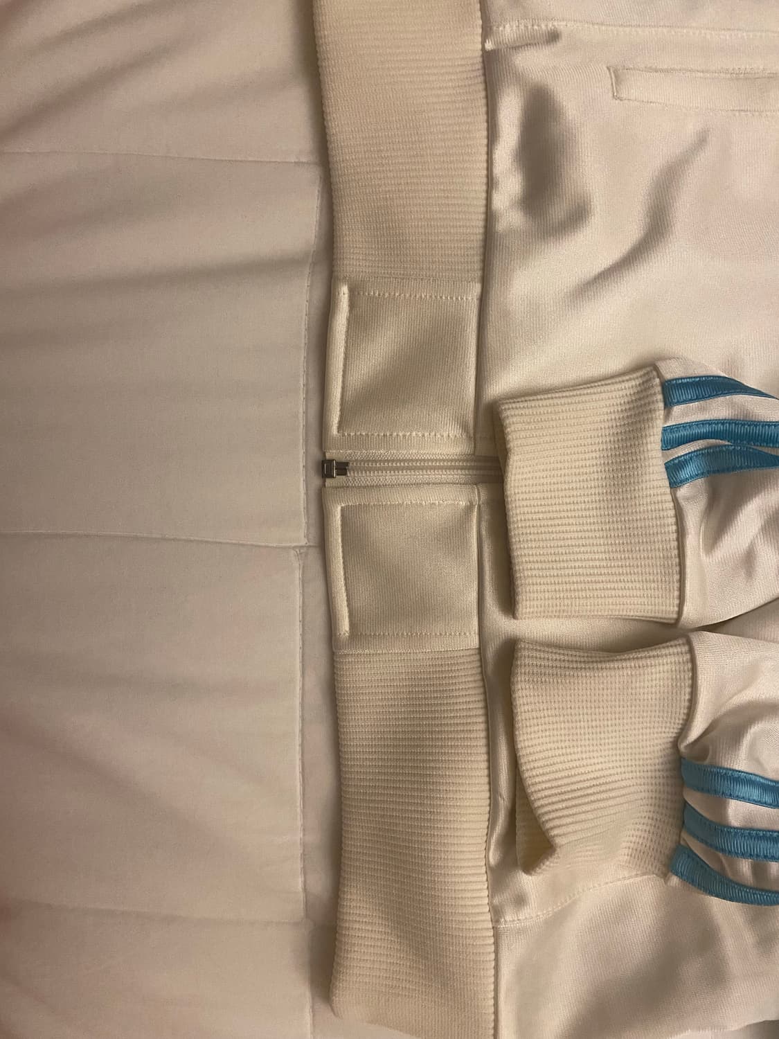 아디다스 글리터 갸루 00‘s 져지 후드집업 상품이미지4
