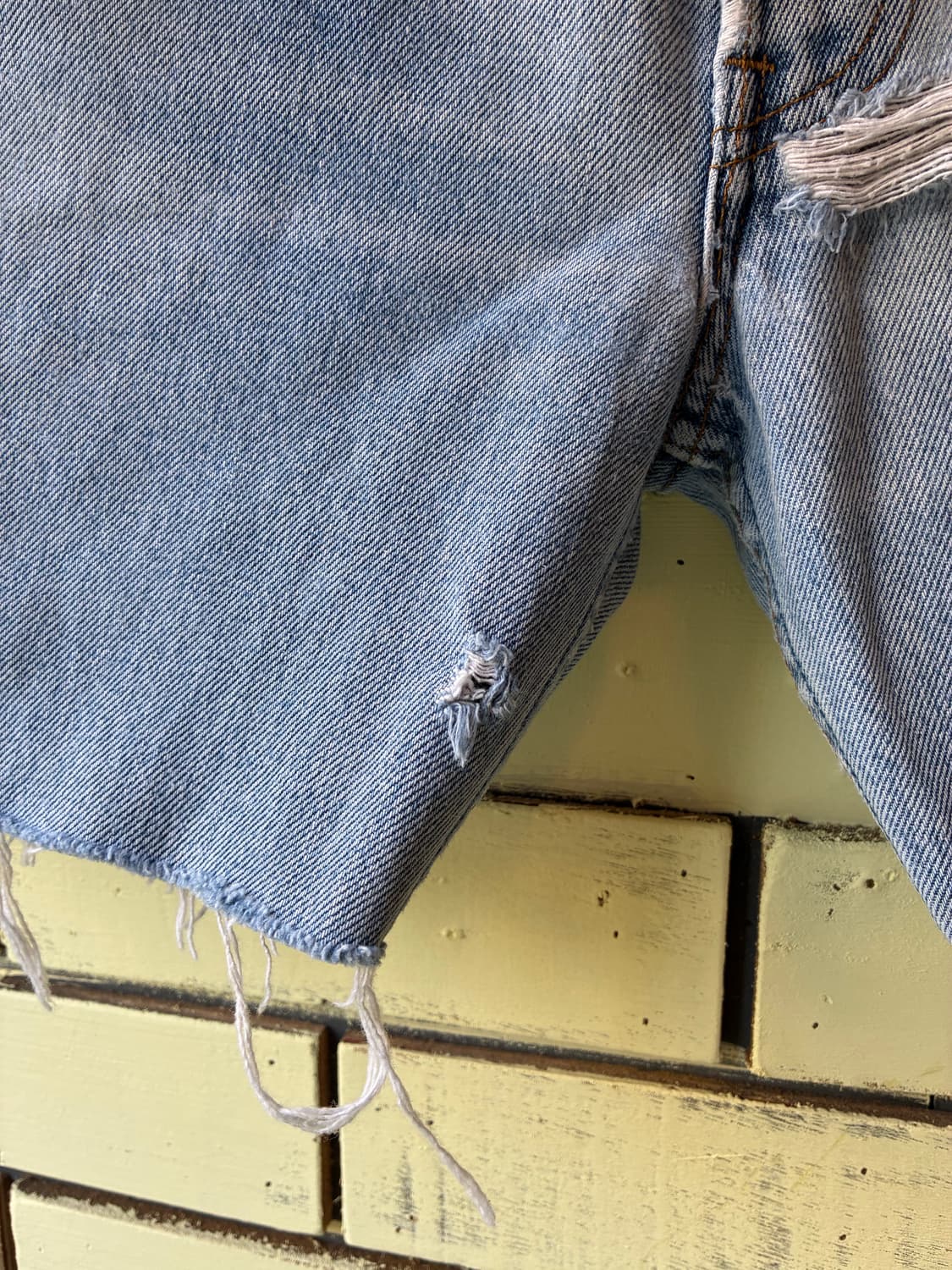 90’s Levi’s 501 Light Blue Denim Shorts  상품이미지4