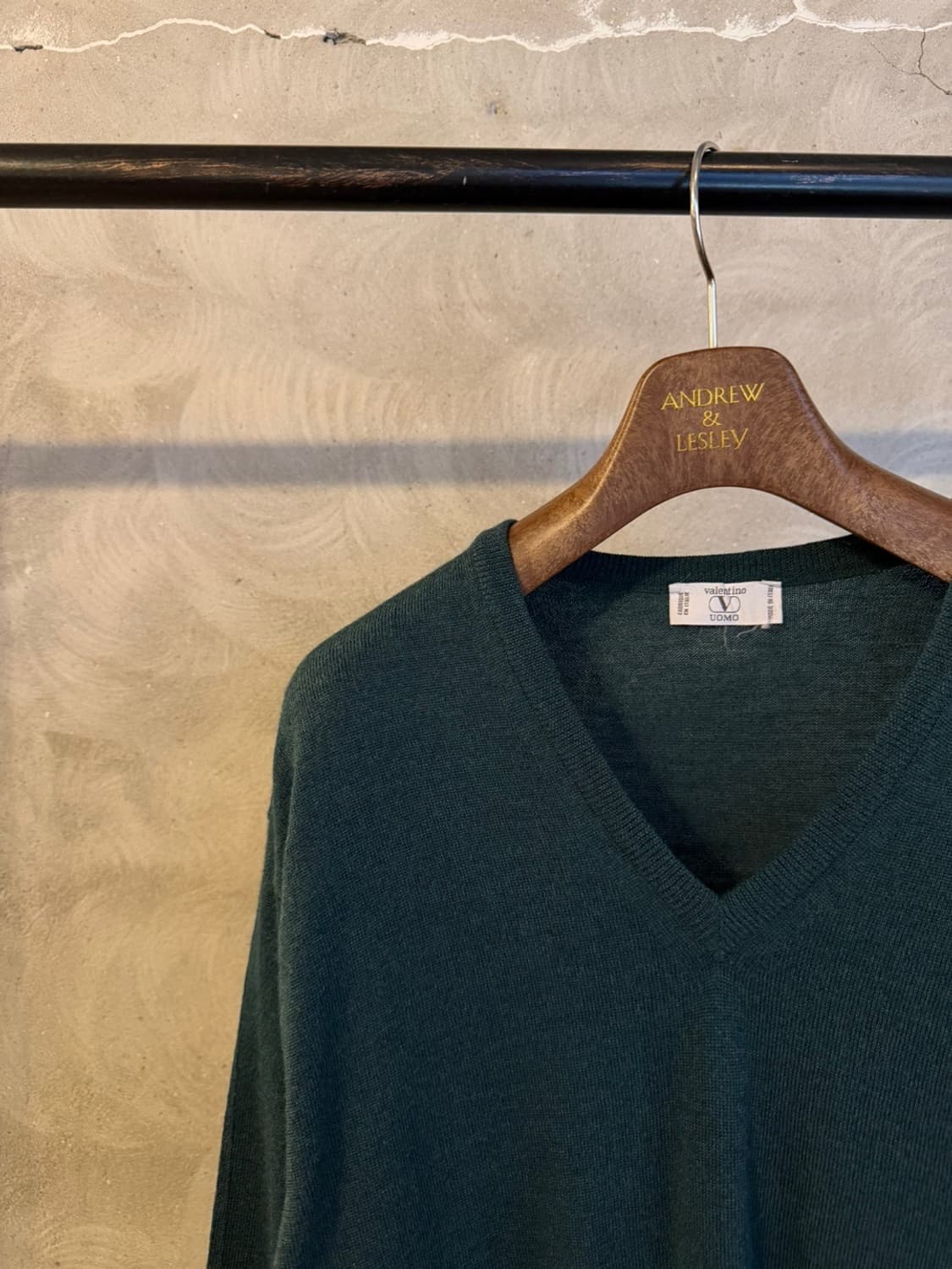 발렌티노 브이넥 니트 100 상품이미지2