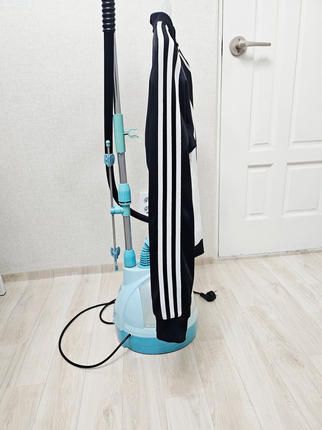 (100)L ☆초대장급☆ 아디다스 파이어버드 니고베어 [흰검] 트랙탑져지 상품이미지5