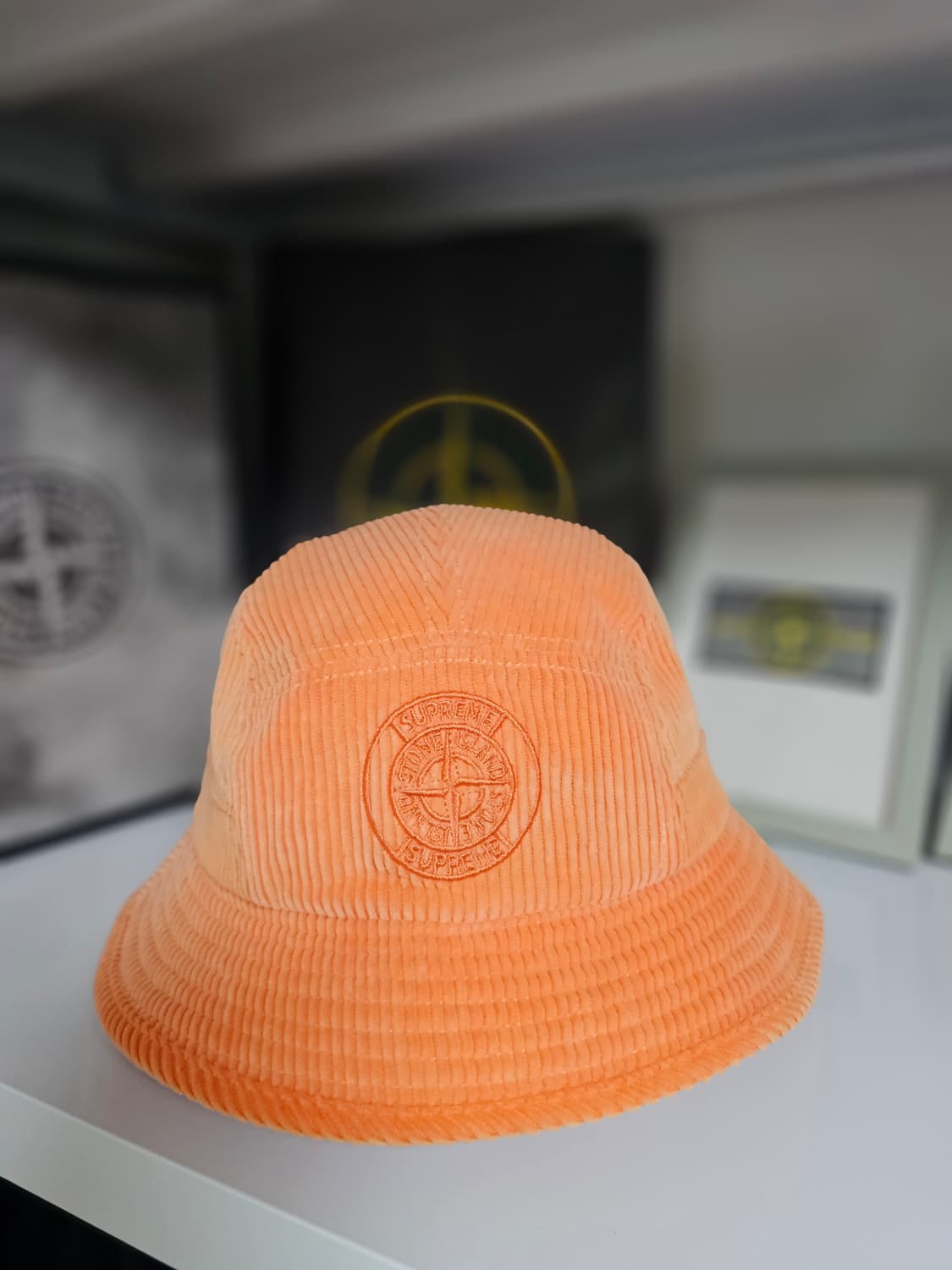 슈프림 x 스톤 아일랜드 코듀로이 크러셔 오렌지 - 20FW 상품이미지1