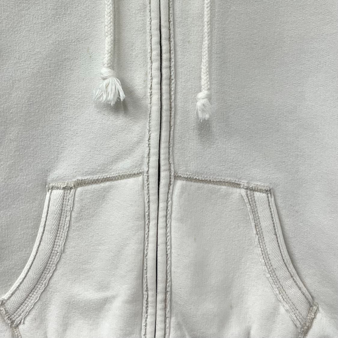 홀리스터 슬림핏 누빔안감 아이보리 후드집업 상품이미지8