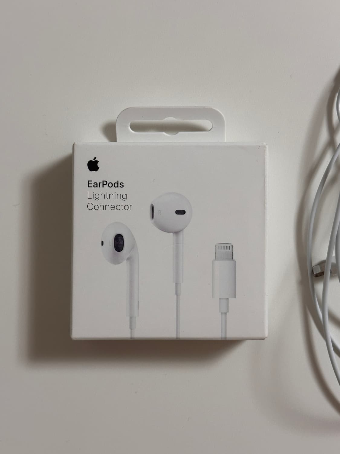애플 Apple 정품 라이트닝 8핀 이어팟 이어폰 상품이미지2
