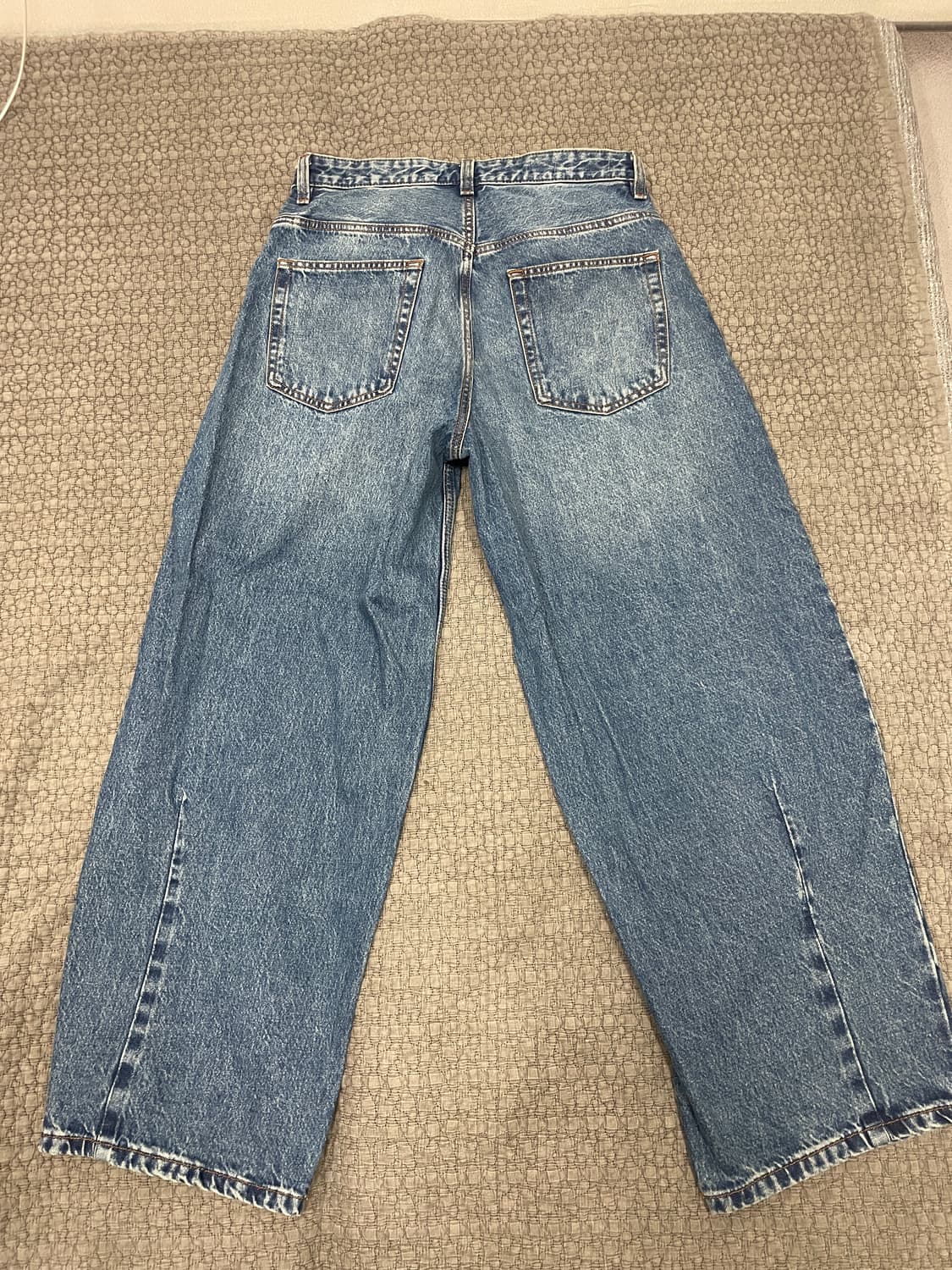 자라 벌룬핏 데님 팬츠 팝니다 상품이미지2