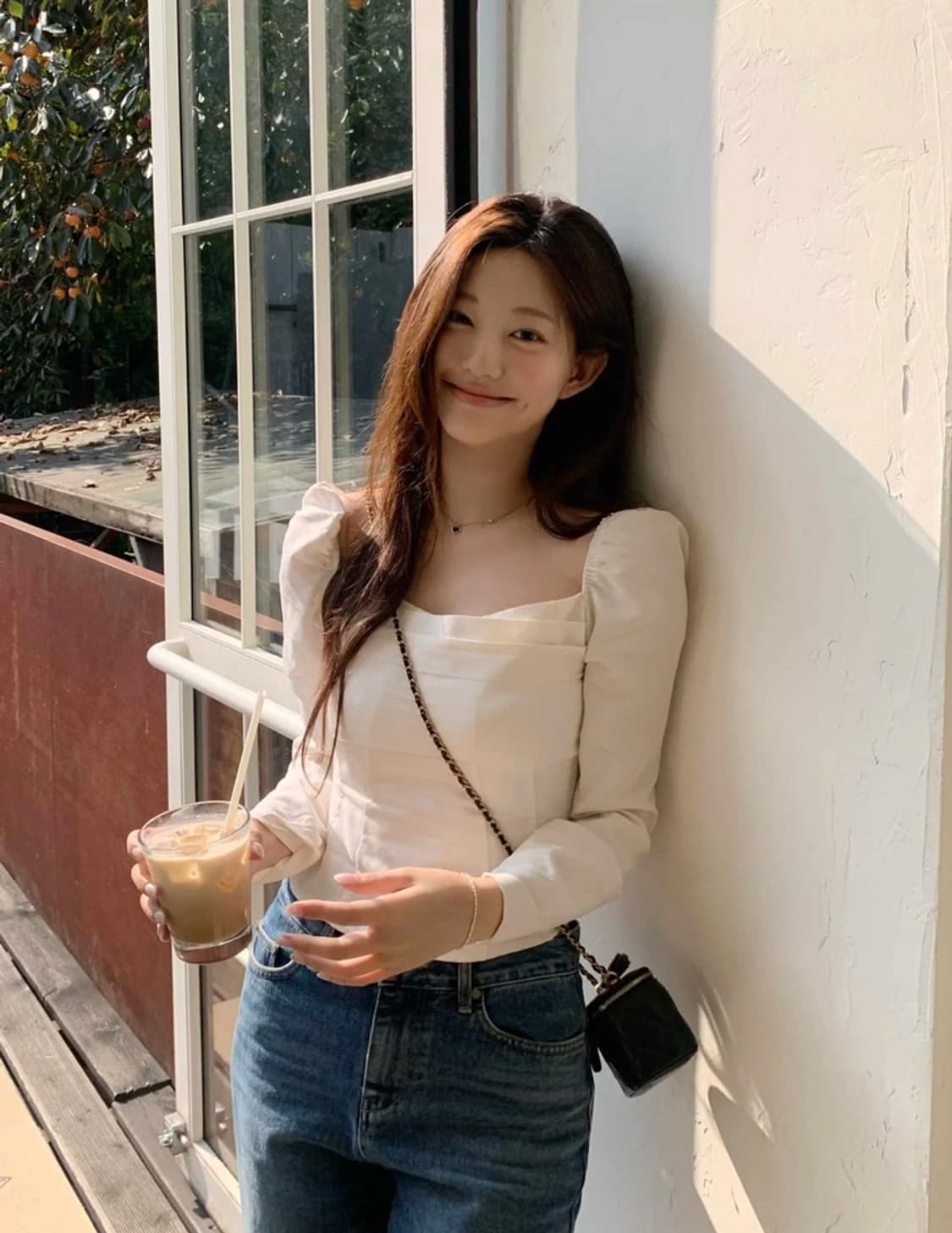 제니오 클린 스퀘어 블라우스 아이보리 상품이미지2