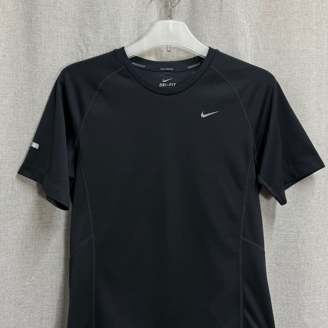 [M] 나이키 드라이핏 반팔 블랙 기능성 티셔츠 상품이미지3