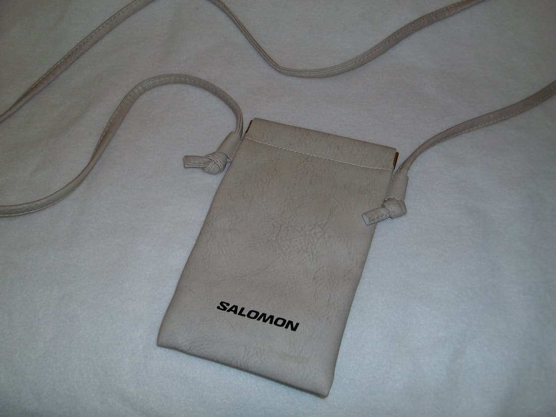 살로몬 크로스파우치 상품이미지1