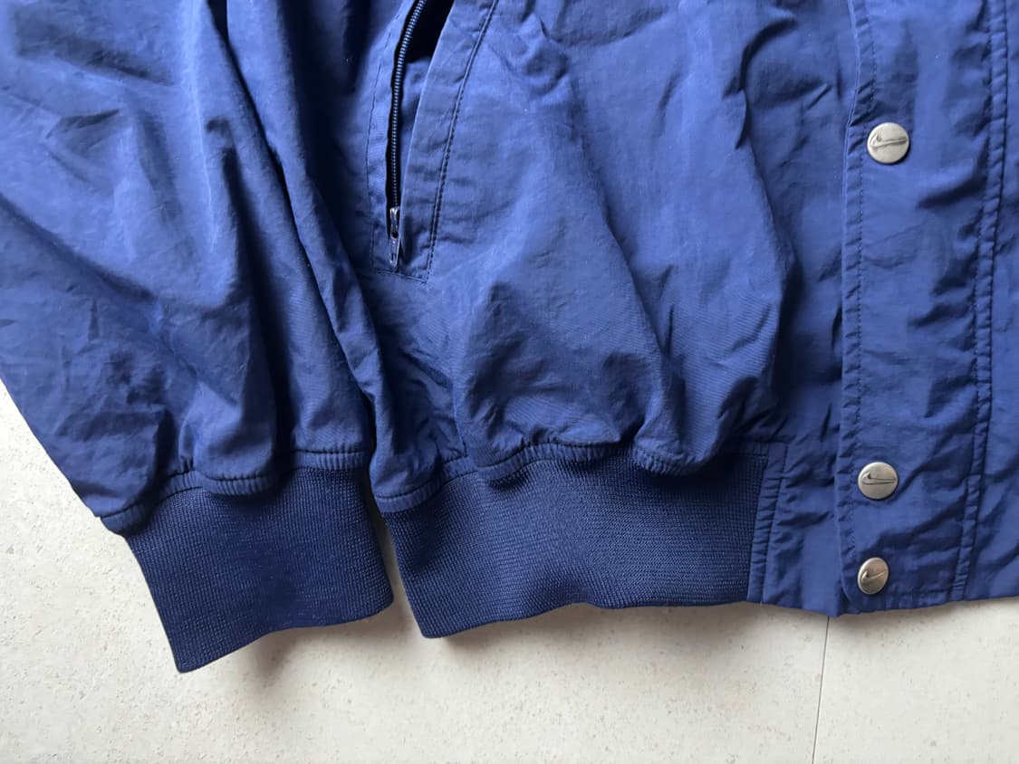 나이키 90s 백로고 바람막이자켓 상품이미지5