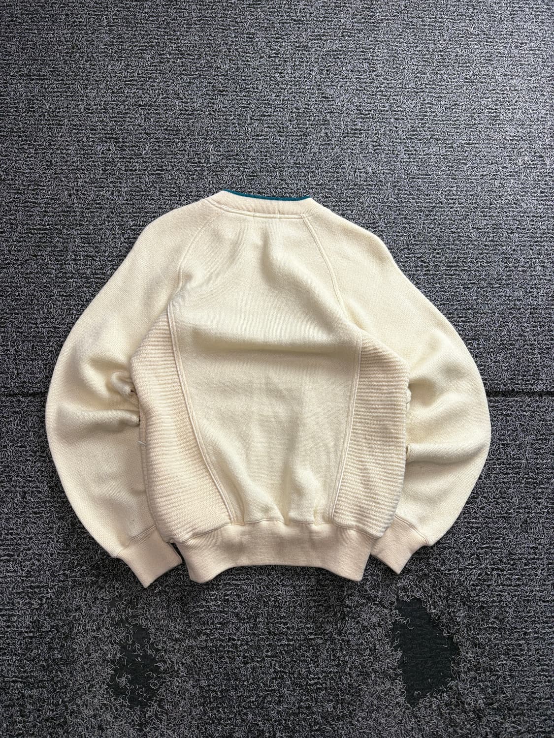 90s 일판 YSL 입생로랑 머슬핏 크루넥 니트 3269 상품이미지6