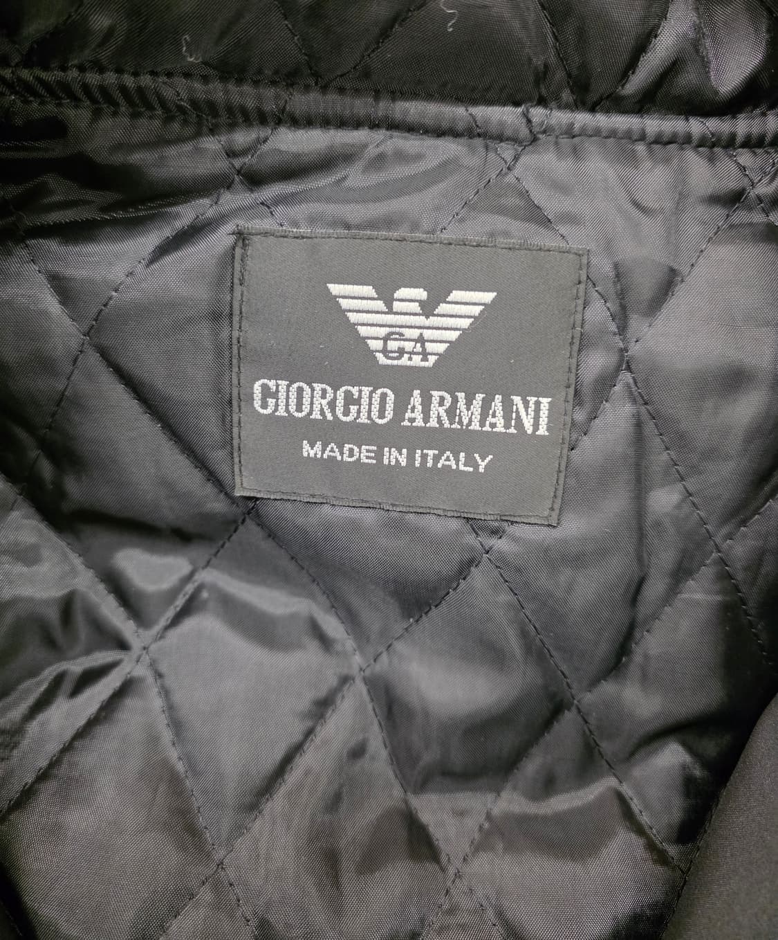 조르지오아르마니 남성 패딩코트자켓. 
싸이즈 105 XL
 상품이미지3