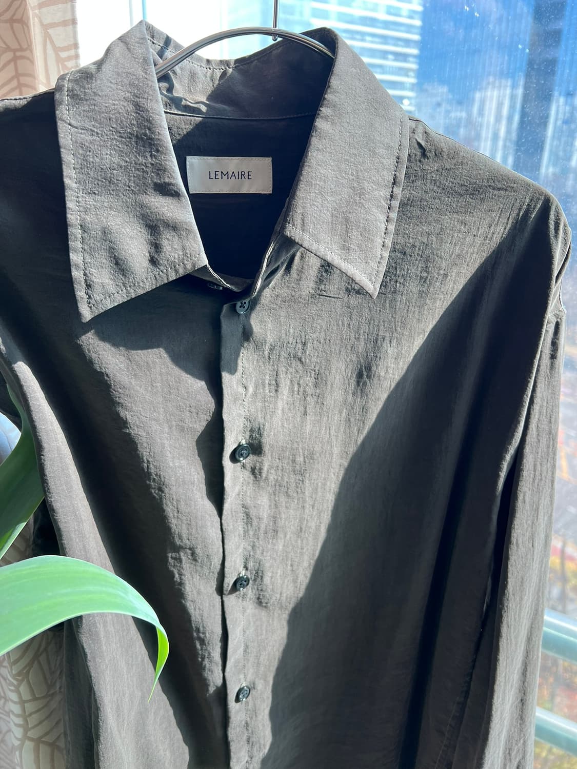 24ss 르메르 드라이실크 셔츠 다크에스프레소 상품이미지4