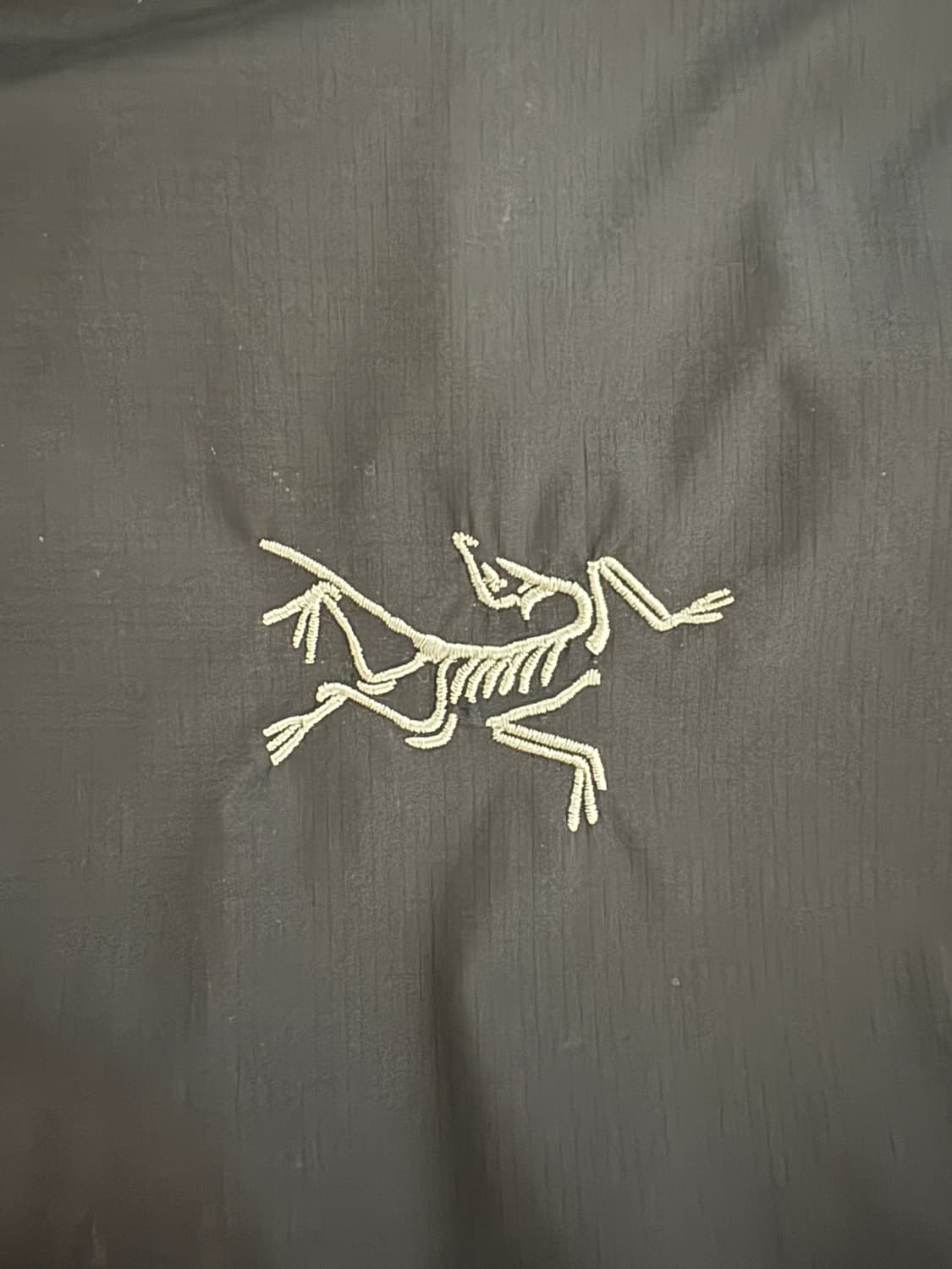 아크테릭스 아톰 후디 블랙 M사이즈 팝니다 상품이미지3