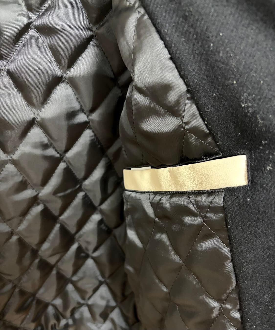 벌스데이수트 NEW STADIUM JACKET (BLACK) xs 상품이미지4