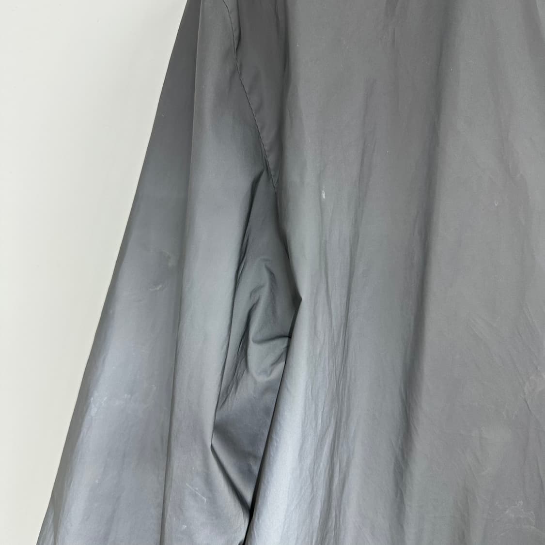 100 바이더알 남자 리플렉티브 루즈핏 바람막이 자켓 상품이미지9