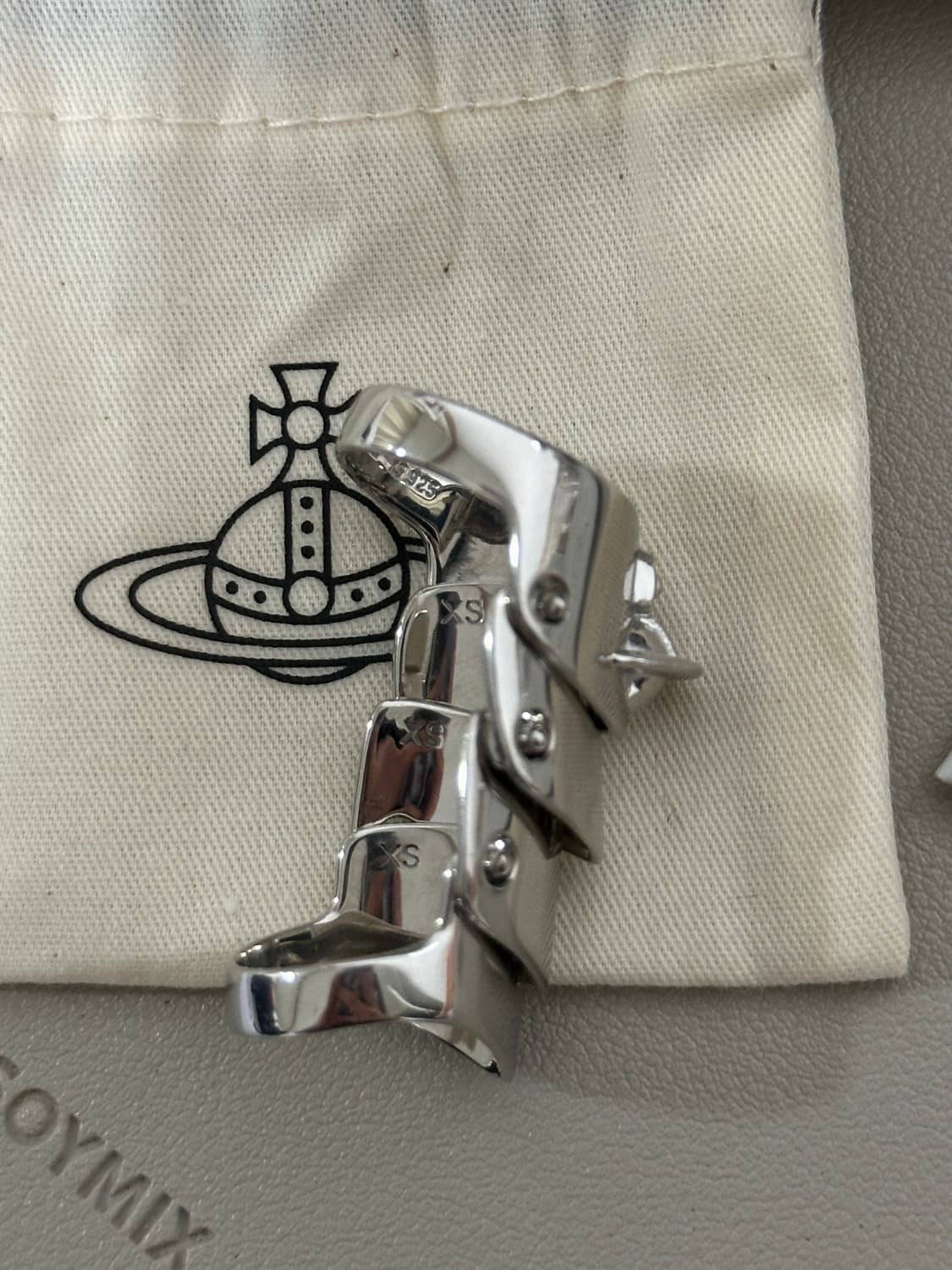 비비안웨스트우드 아머 링 실버 xs 상품이미지3