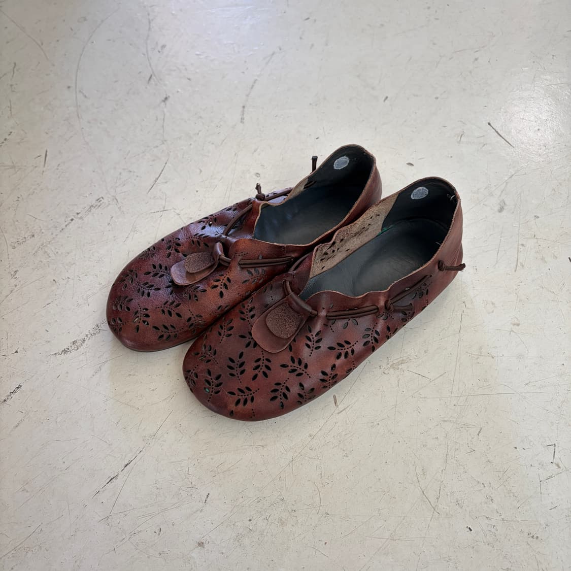 모리 빈티지 플라워 플랫슈즈 245 상품이미지2