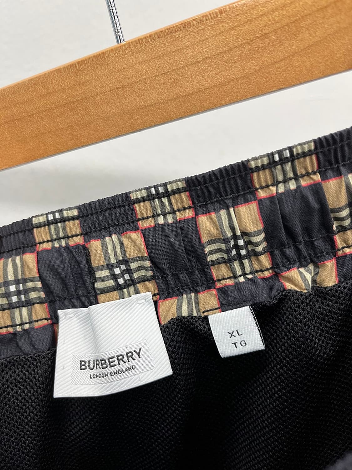 34) 버버리 신형 체크 쇼츠  상품이미지8