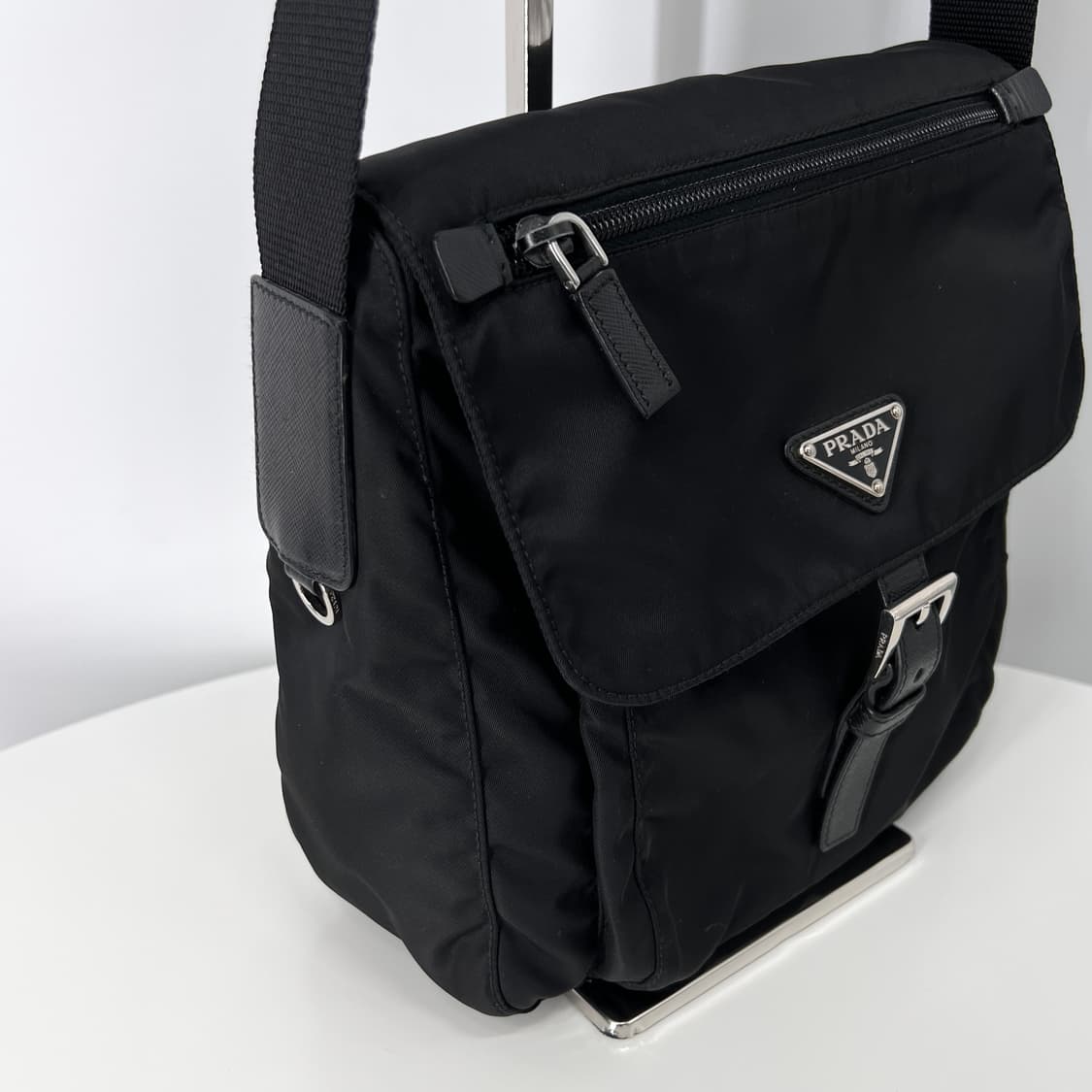 [감정완료] 프라다 나일론 삼각로고 메신저백 크로스백 블랙 상품이미지9